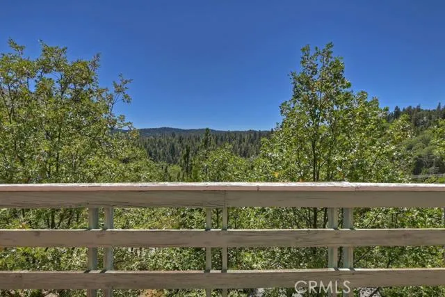 27382 Peninsula Drive, Lake Arrowhead, California 92352