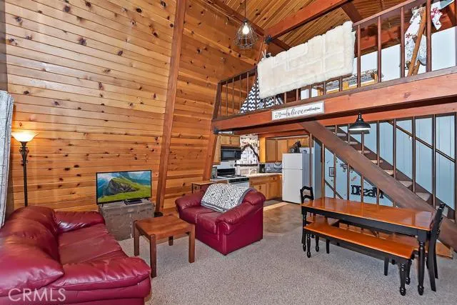 32832 Squirrel Lane, Running Springs, California 92382
