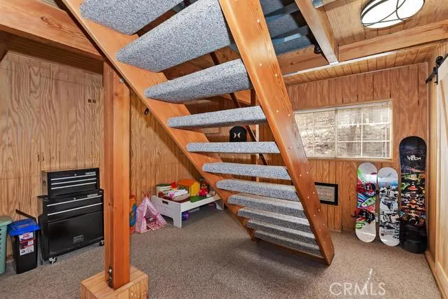 32832 Squirrel Lane, Running Springs, California 92382