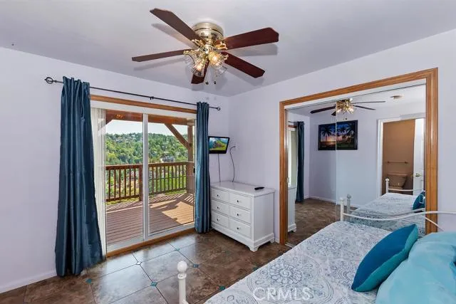 26787 Merced Lane, Lake Arrowhead, California 92352
