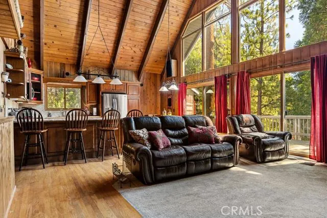596 Pioneer Road, Lake Arrowhead, California 92352