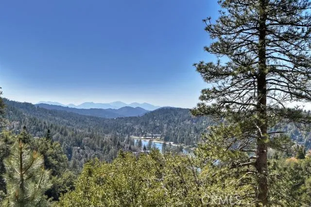 746 Arth Drive, Crestline, California 92325