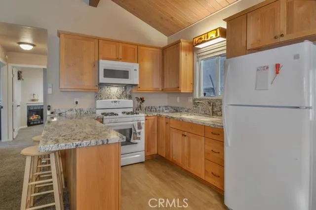 1031 Berne Drive, Crestline, California 92325