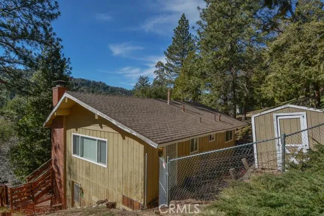 1031 Berne Drive, Crestline, California 92325