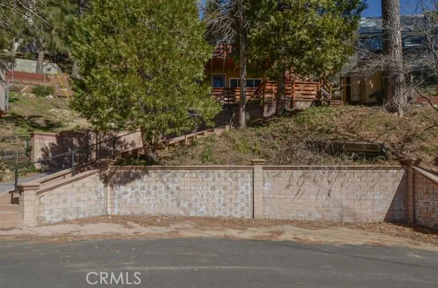 1031 Berne Drive, Crestline, California 92325