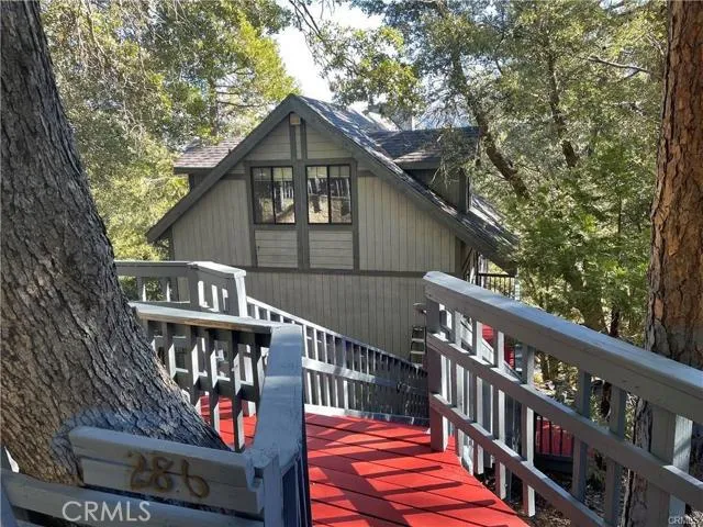 286 Wylerhorn Drive, Crestline, California 92325