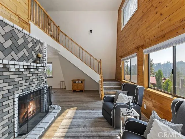 39325 Lodge Road, Fawnskin, California 92333