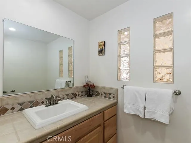 39325 Lodge Road, Fawnskin, California 92333