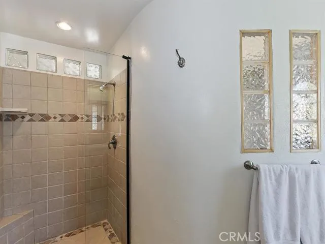 39325 Lodge Road, Fawnskin, California 92333