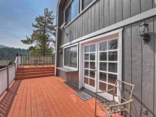 39325 Lodge Road, Fawnskin, California 92333