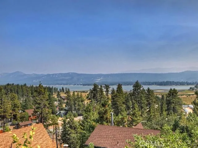39325 Lodge Road, Fawnskin, California 92333