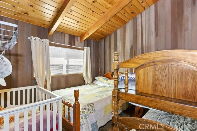33597 Green Valley Lake Road, Green Valley Lake, California 92341