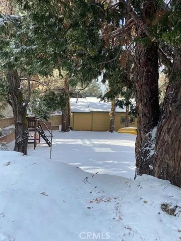 33597 Green Valley Lake Road, Green Valley Lake, California 92341
