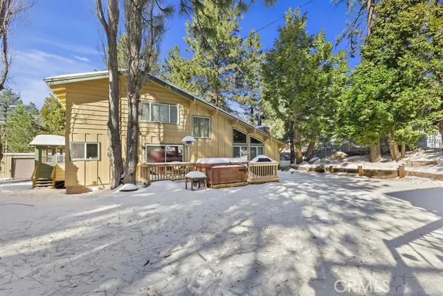 33597 Green Valley Lake Road, Green Valley Lake, California 92341