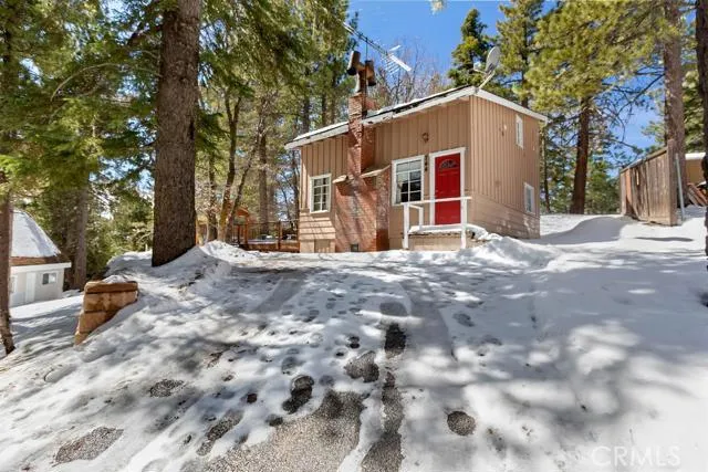 744 Tulip Drive, Green Valley Lake, California 92341