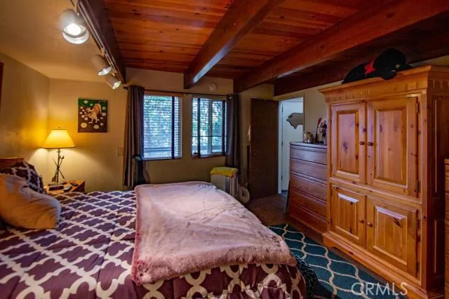 2453 Elko Dr/ Drive, Running Springs, California 92382