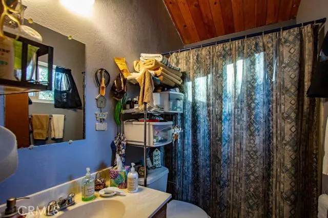 2453 Elko Dr/ Drive, Running Springs, California 92382