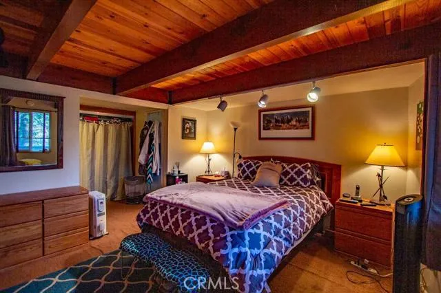 2453 Elko Dr/ Drive, Running Springs, California 92382