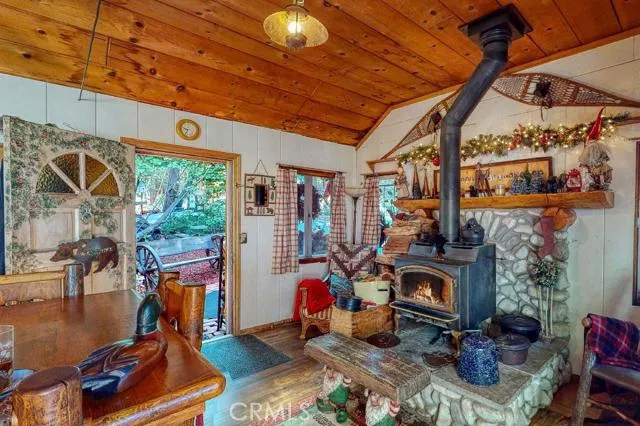 780 Burnt Mill Road, Lake Arrowhead, California 92352