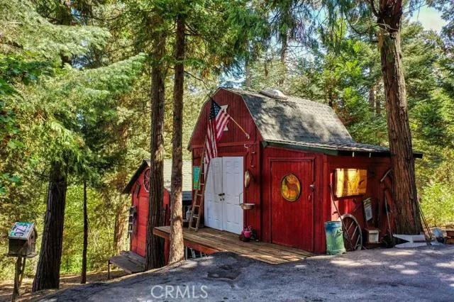 780 Burnt Mill Road, Lake Arrowhead, California 92352