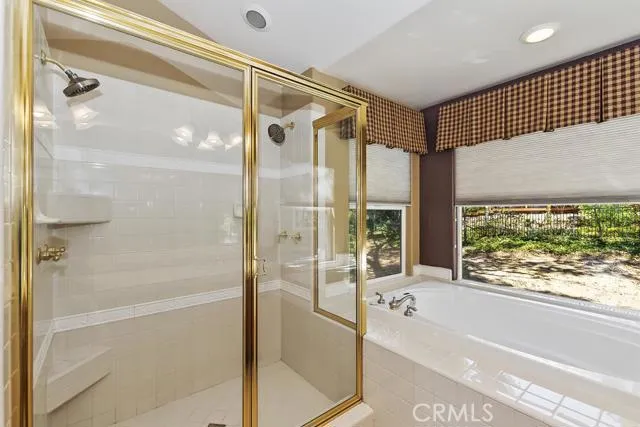 27160 Ironwood Lane, Lake Arrowhead, California 92352