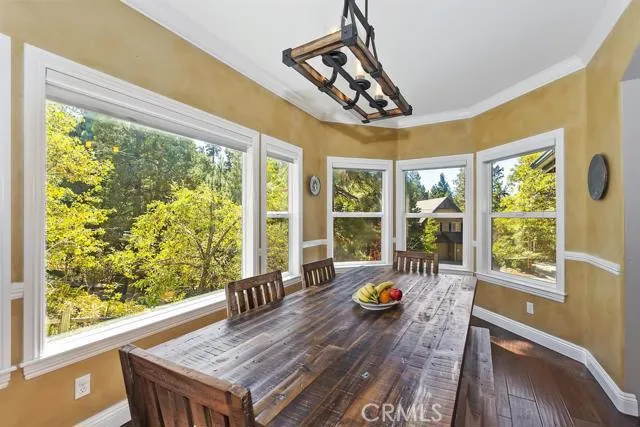 27160 Ironwood Lane, Lake Arrowhead, California 92352