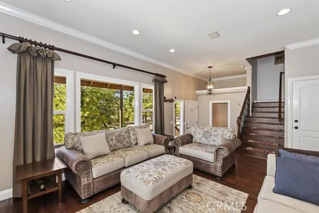 27160 Ironwood Lane, Lake Arrowhead, California 92352