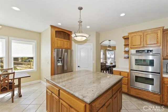 27160 Ironwood Lane, Lake Arrowhead, California 92352