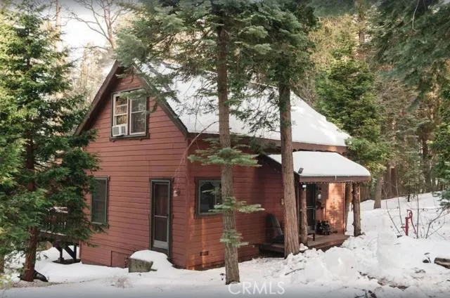 27878 Holly Lane, Lake Arrowhead, California 92352