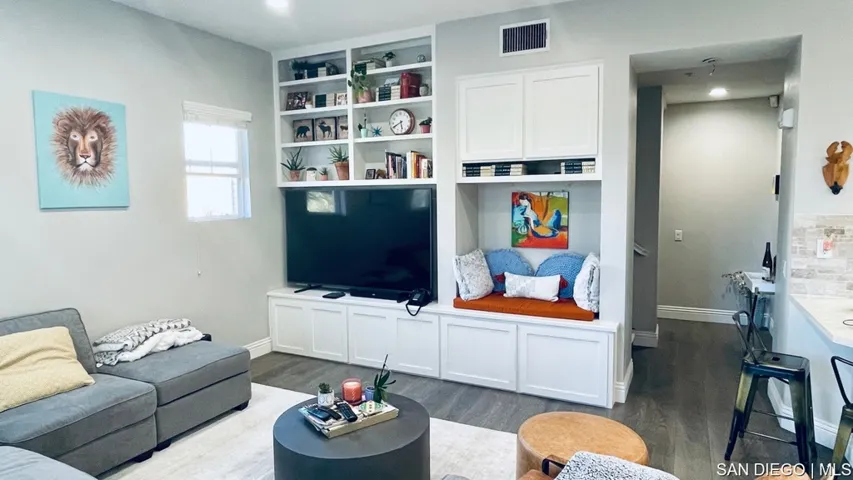 3401 S Main St A, Santa Ana, California 92707