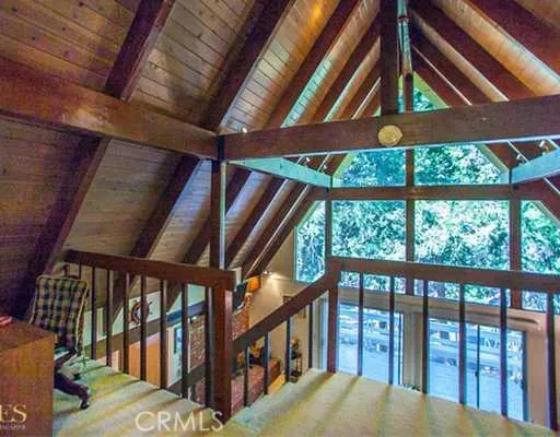 28520 Shenandoah, Lake Arrowhead, California 92352