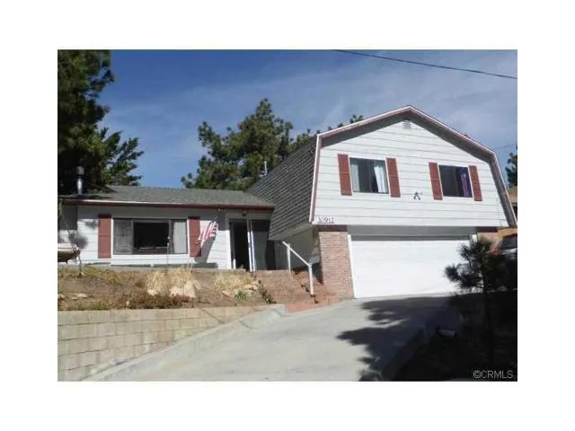 30912 Nob Hill, Running Springs, California 92382