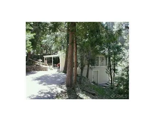 650 Knoll, Crestline, California 92325