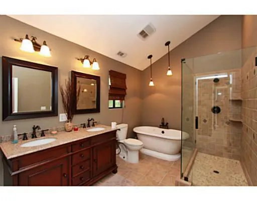 493 Pyramid Drive, Lake Arrowhead, California 92325