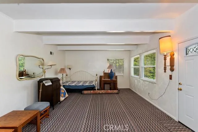 471 Delle Drive, Crestline, California 92325