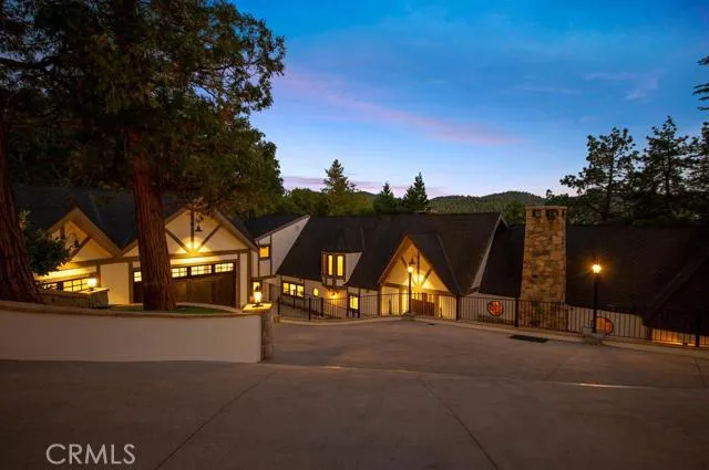 923 Lake Edge Way Way, Lake Arrowhead, California 92352