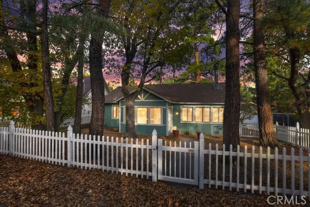 451 Victoria Lane, Sugar Loaf, California 92386