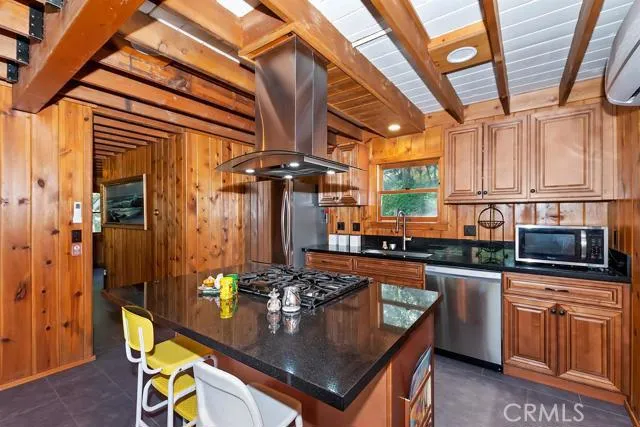 739 Forest Shade Road, Crestline, California 92325