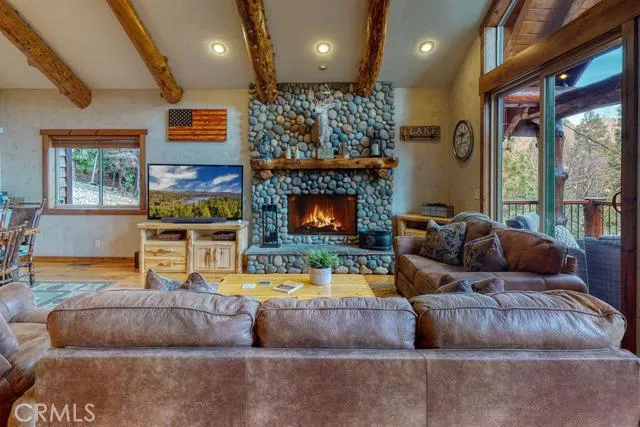 830 Zurich Drive, Lake Arrowhead, California 92352