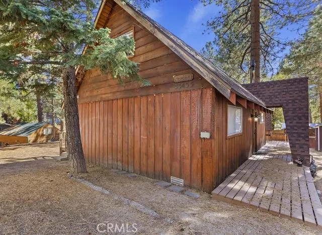 33435 Holcomb Creek Drive, Green Valley Lake, California 92341