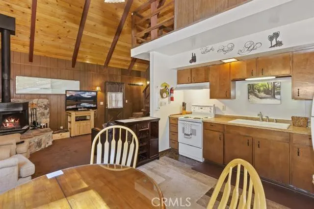 33435 Holcomb Creek Drive, Green Valley Lake, California 92341