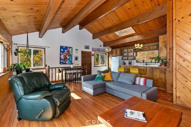 22318 Briarwood Lane, Crestline, California 92325