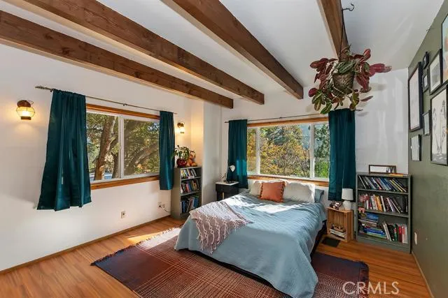 22318 Briarwood Lane, Crestline, California 92325
