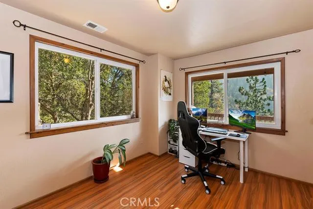 22318 Briarwood Lane, Crestline, California 92325
