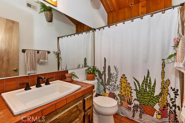22318 Briarwood Lane, Crestline, California 92325