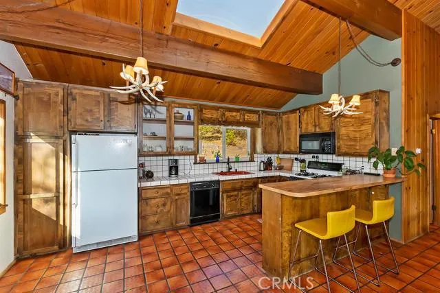 22318 Briarwood Lane, Crestline, California 92325