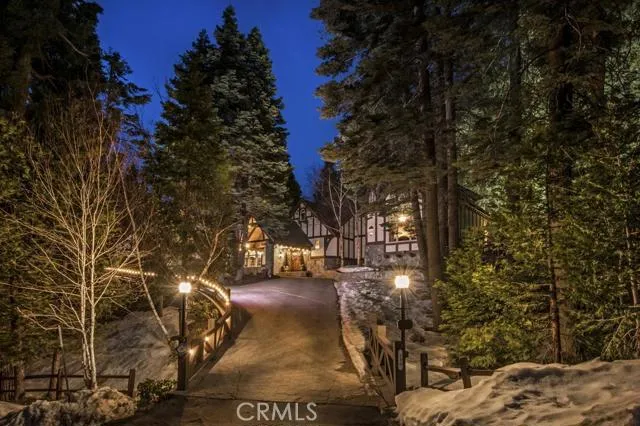 139 Cedar Ridge Drive, Lake Arrowhead, California 92352