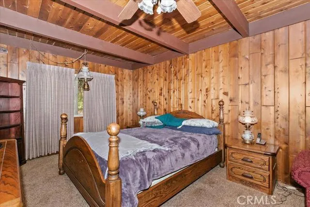 24543 S Albrun Drive, Crestline, California 92325