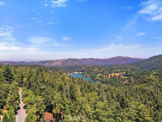 24543 S Albrun Drive, Crestline, California 92325
