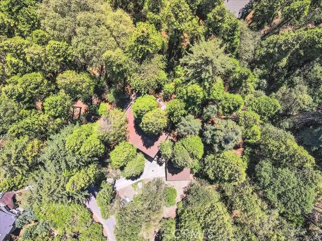 24543 S Albrun Drive, Crestline, California 92325